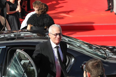 Arrival at the Opening Ceremony of the Karlovy Vary International Film Festival on June 30, 2017 - James Newton Howard