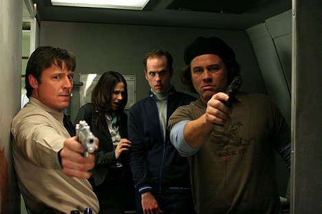 Kevin J. O'Connor, Kristen Kerr, Richard Tyson - Flight of the Living Dead: Outbreak on a Plane - Z filmu