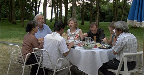 Jean-Luc Bideau, Aurore Clément, Cyril Troley, Delphine Chuillot - Můj bratr se žení - Z filmu
