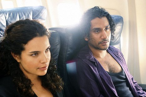 Zuleikha Robinson, Naveen Andrews