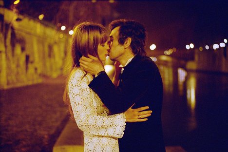 Lucy Gordon, Eric Elmosnino - Serge Gainsbourg: Heroický život - Z filmu
