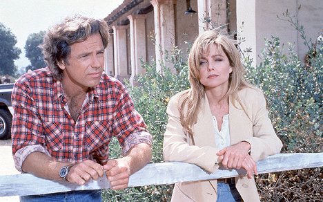 Bruce Greenwood, Lisa Hartman