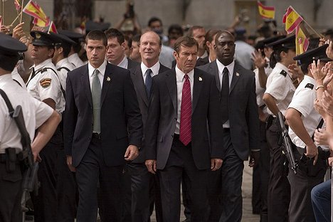 Matthew Fox, William Hurt, Dennis Quaid, Richard T. Jones