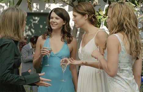 Lauren Graham, Mandy Moore, Piper Perabo - Vdáš se, a basta! - Z filmu