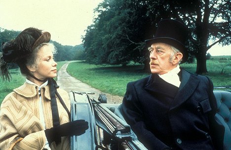 Connie Booth, Alec Guinness
