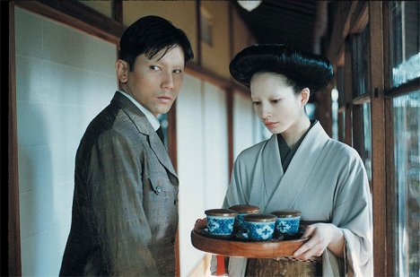 Masahiro Motoki, Rjó - Blíženci - Z filmu