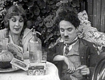 Edna Purviance, Charlie Chaplin - Chaplin tulákem - Z filmu