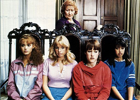 Betsy Russell, Kari Lizer, Fran Ryan, Kathleen Wilhoite, Phoebe Cates - Súkromná škola - Z filmu