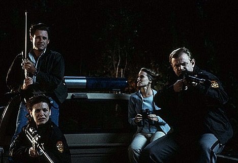 Bill Pullman, Meredith Salenger, Bridget Fonda, Brendan Gleeson