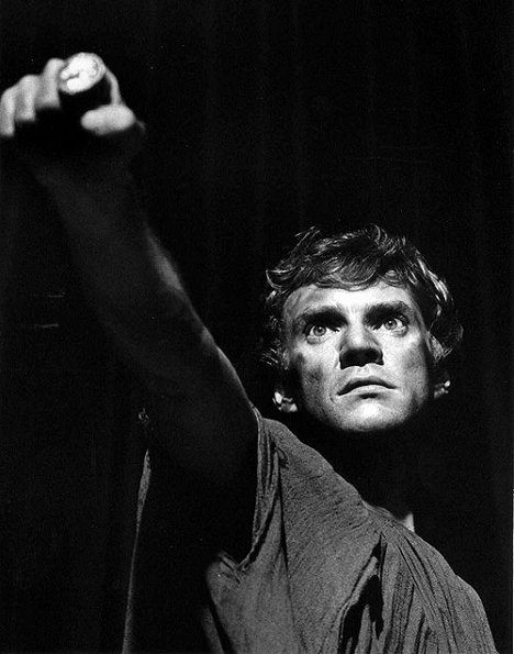 Malcolm McDowell - Caligula - Z filmu