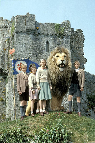 Jonathan R. Scott, Sophie Wilcox, Sophie Cook, Richard Dempsey - Letopisy Narnie - Lev, čarodějnice a skříň - Z filmu