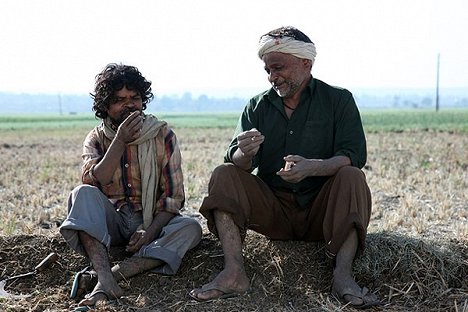 Omkar Das Manikpuri, Raghuvir Yadav - Živě z Peepli - Z filmu