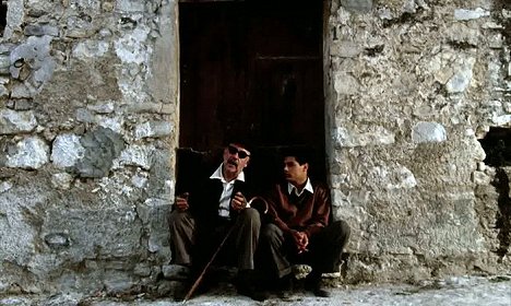 Philippe Noiret, Marco Leonardi - Bio Ráj - Z filmu