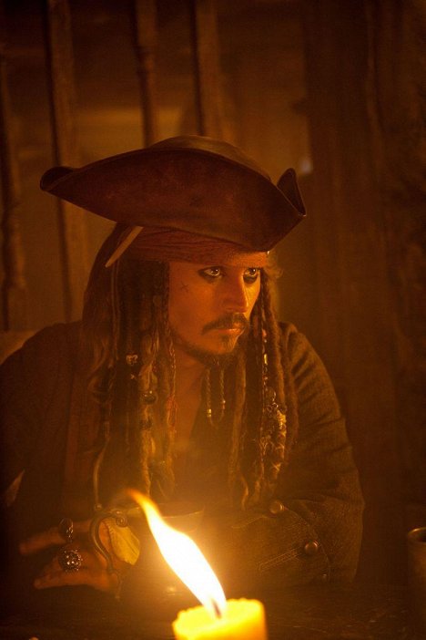 Johnny Depp - Piráti z Karibiku: Na vlnách podivna - Z filmu