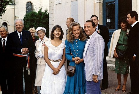 Sophie Marceau, Brigitte Fossey, Claude Brasseur - Večírek - Z filmu