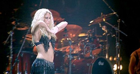 Shakira - Shakira: Live and Off the Record - Z filmu