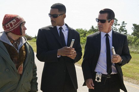 Michael Stuhlbarg, Will Smith, Josh Brolin - Muži v čiernom 3 - Z filmu
