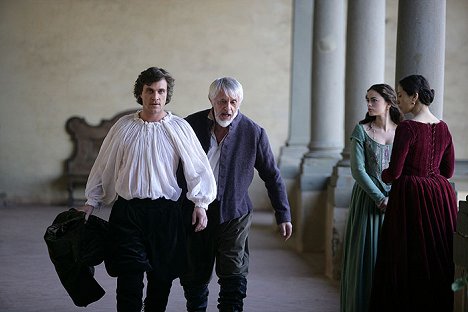 Davide Paganini, Franco Oppini, Cosima Coppola - Sokol a holubica - Z filmu