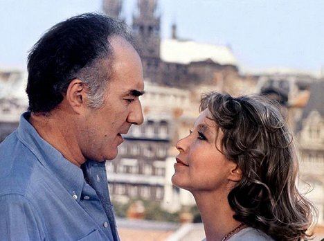Michel Piccoli, Marina Vlady - Sept morts sur ordonnance - Z filmu