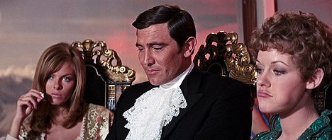 Julie Ege, George Lazenby, Angela Scoular - Ve službách Jejího Veličenstva - Z filmu