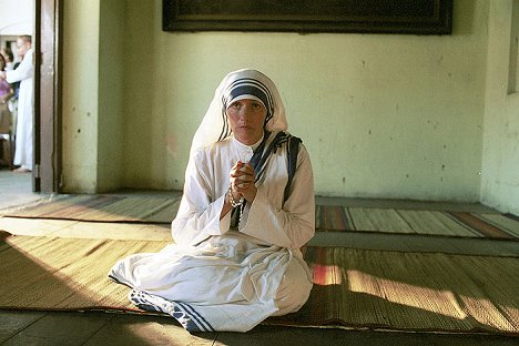 Olivia Hussey - Matka Tereza - Pero v Boží ruce - Z filmu
