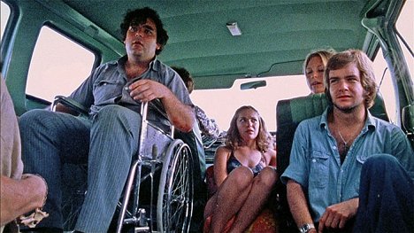 Paul A. Partain, Teri McMinn, Marilyn Burns, William Vail - Texaský masakr motorovou pilou - Z filmu