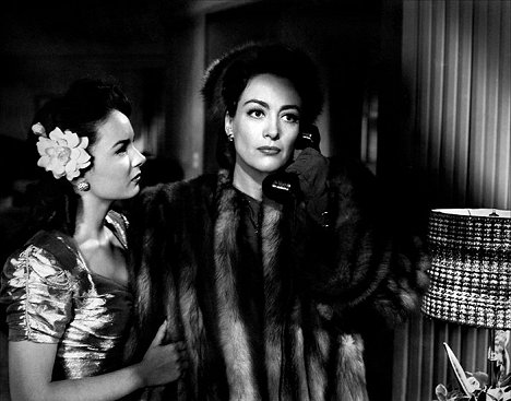 Ann Blyth, Joan Crawford - Mildred Pierceová - Z filmu