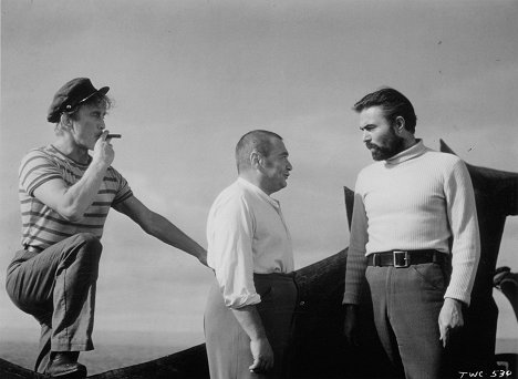Kirk Douglas, Peter Lorre, James Mason - 20 000 mil pod mořem - Z filmu