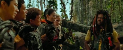 Jackie Chan, Lanxin Zhang, Laura Weissbecker - Čínský zvěrokruh - Z filmu