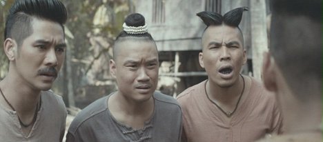 Kantapat Permpoonpatcharasuk, Wiwat Kongrasri, Pongsatorn Jongwilak - Pee Mak - Z filmu