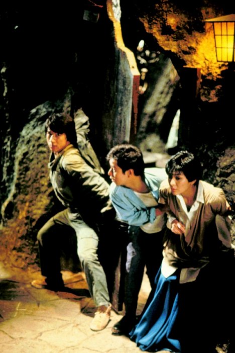 Jackie Chan, Alan Tam, Rosamund Kwan - Božská relikvie - Z filmu
