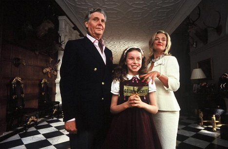 James Fox, Julia Winter - Charlie a továreň na čokoládu - Z filmu