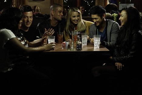 Amber Riley, Cory Monteith, Mark Salling, Dianna Agron, Harry Shum Jr., Naya Rivera - Glee - Z filmu