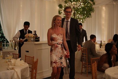 Heather Hahn, Stephen Merchant - Zdravím, dámy! - Z filmu