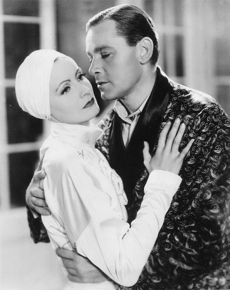 Greta Garbo, Herbert Marshall - Pestrý závoj - Z filmu