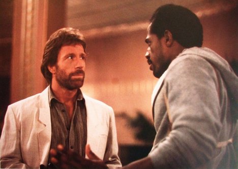 Chuck Norris, Steve James - Sám proti teroru - Z filmu