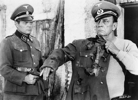 Luciano Pigozzi, Buster Keaton - Válka po italsku - Z filmu
