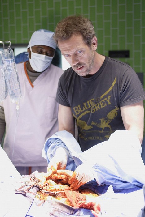 Omar Epps, Hugh Laurie - Dr. House - Jehla v kupce sena - Z filmu