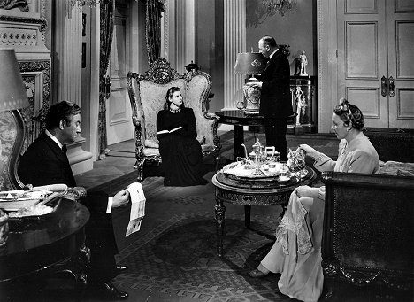 Claude Rains, Ingrid Bergman, Reinhold Schünzel, Leopoldine Konstantin - Pochybná žena - Z filmu