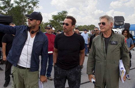 Patrick Hughes, Arnold Schwarzenegger, Harrison Ford - Expendables: Postradatelní 3 - Z natáčení