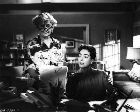 Ruth Donnelly, Joan Crawford