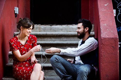 Keira Knightley, Adam Levine - Newyorská romance - Z filmu