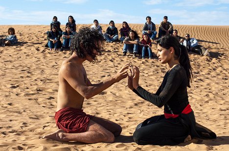 Reece Ritchie, Freida Pinto - Desert Dancer - Z filmu