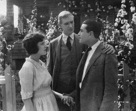 Marjorie Daw, John Miltern, Richard Barthelmess