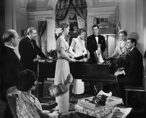 Monty Woolley, Alexis Smith, Dorothy Malone, Donald Woods, Selena Royle, Cary Grant - Night and Day - Z filmu