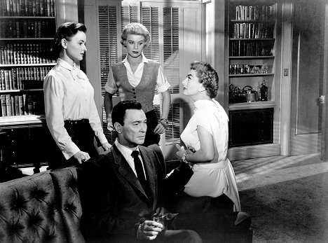 Lucy Marlow, Barry Sullivan, Betsy Palmer, Joan Crawford - Queen Bee - Z filmu