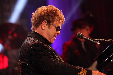 Elton John - Elton John: Live - Z filmu