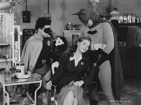 Douglas Croft, Shirley Patterson, Lewis Wilson - The Batman - Z filmu