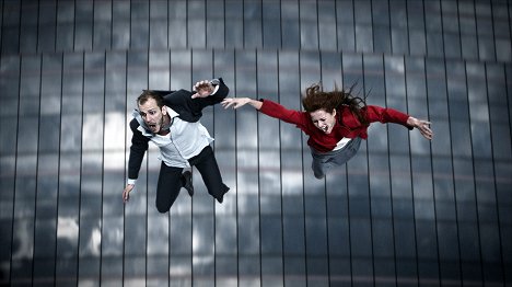 Gustaf Skarsgård, Tilly Scott Pedersen - Velký skok - Z filmu