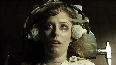 Kristen Harris - Pach krve 4: Krvavý počátek - Z filmu